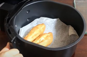 Cách làm bánh mì bằng nồi chiên không dầu ai cũng làm được